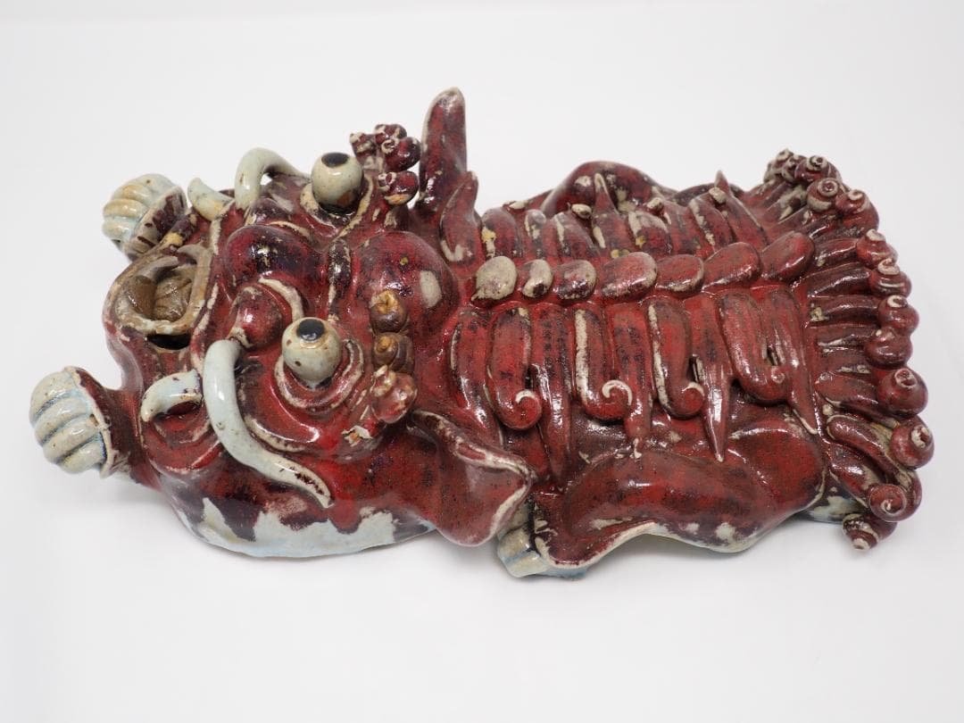 赤いシーサー瓦　沖縄産　レア　琉球　守り神　鬼瓦　縁起物　破邪